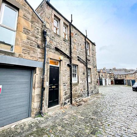 إدنبرة Quaint & Peaceful 1 Bed Central Mews Apt, West End المظهر الخارجي الصورة