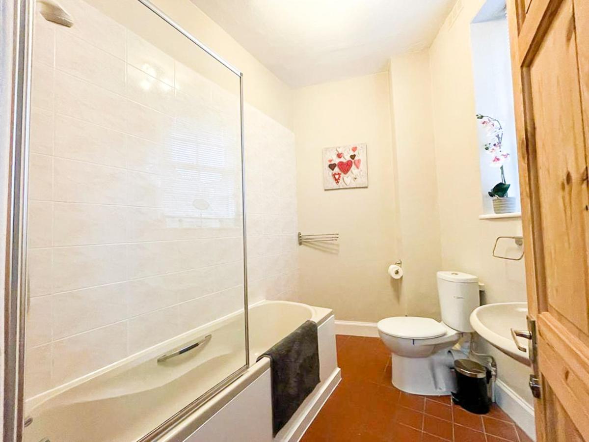 إدنبرة Quaint & Peaceful 1 Bed Central Mews Apt, West End المظهر الخارجي الصورة